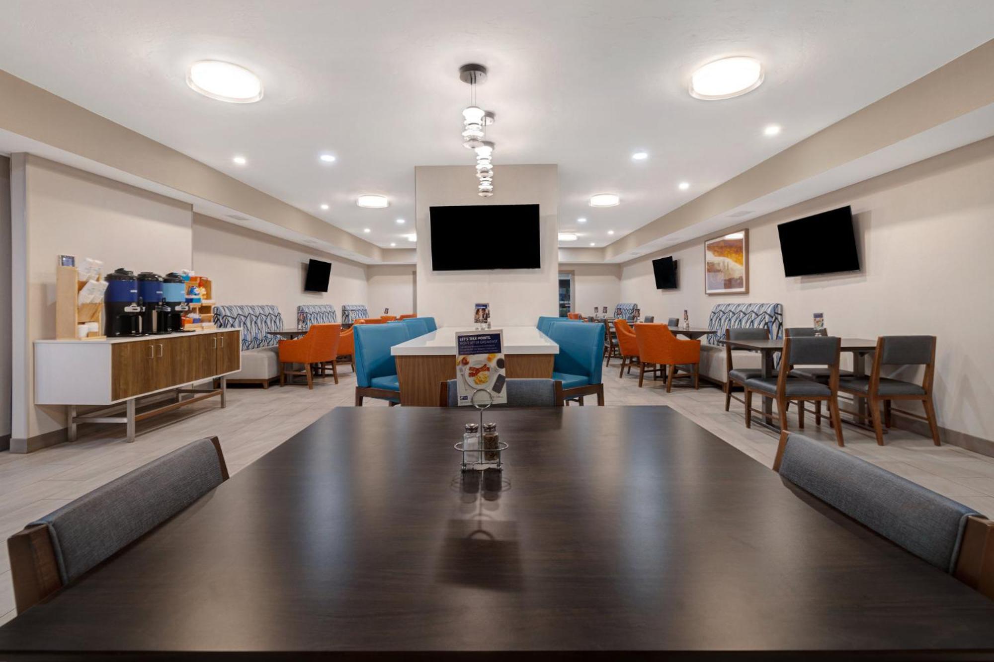 Express & By Ihg Moab